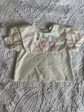 Vintage Alexis Children's Cream Collared Embroidered 1-2-3 Top